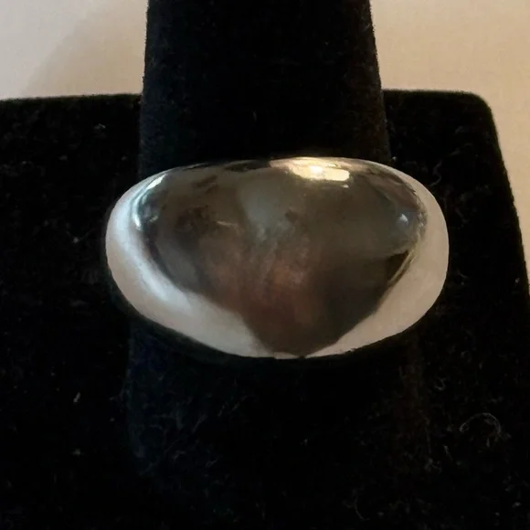Ring - sz 7.75 adjustable - silver tone dome - New! No flaws. BOGO offer ⬇️ - Picture 7 of 9